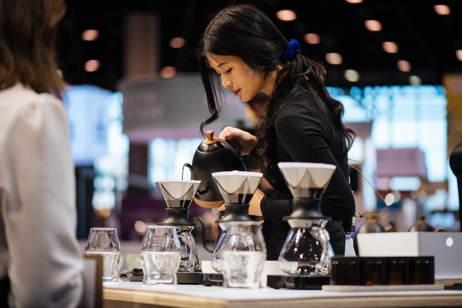 十次淬炼:从“PMQ Coffee Agenda”走向世界,两位冠军的十年咖啡路 ——专访冠军咖啡师欧祖华与郭静丞