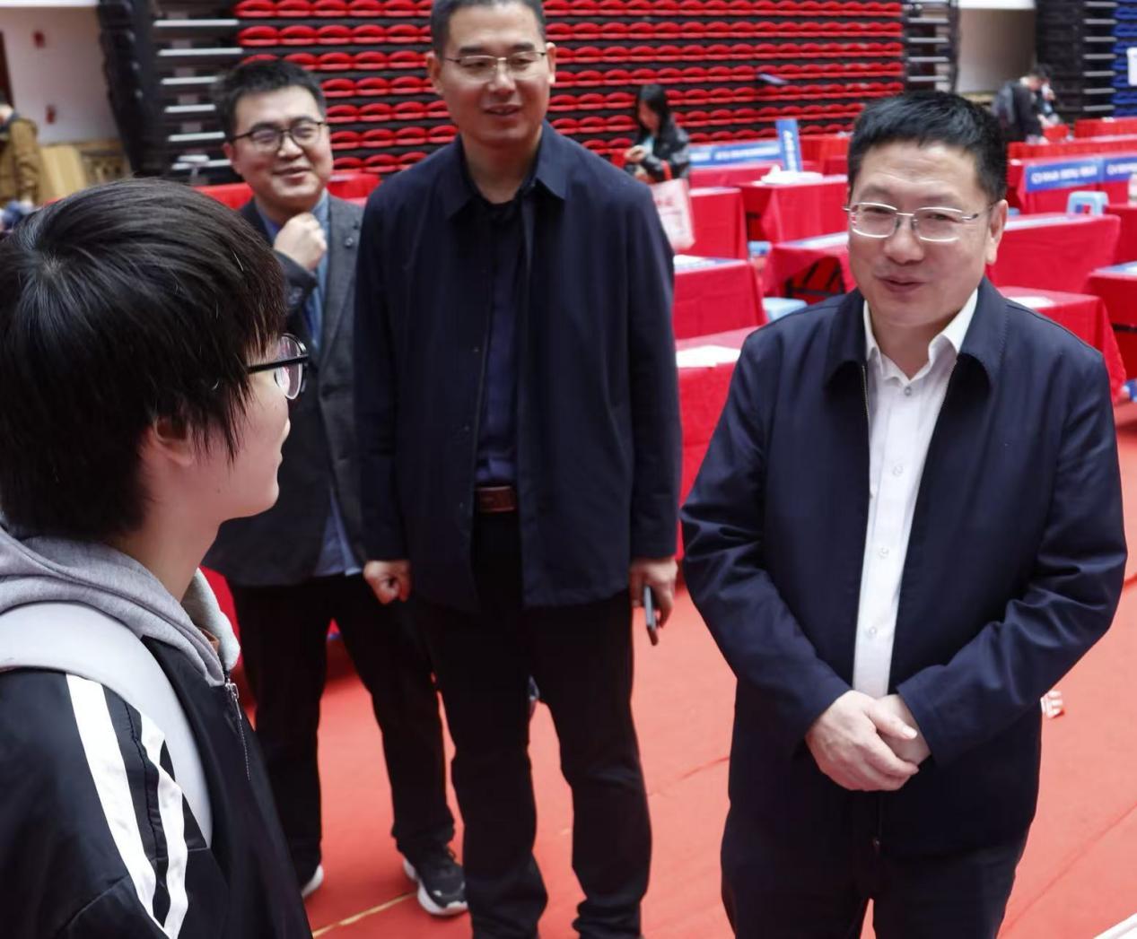 齐鲁工业大学(山东省科学院)举办2025年“就选山东” 秋季毕业生就业双选会