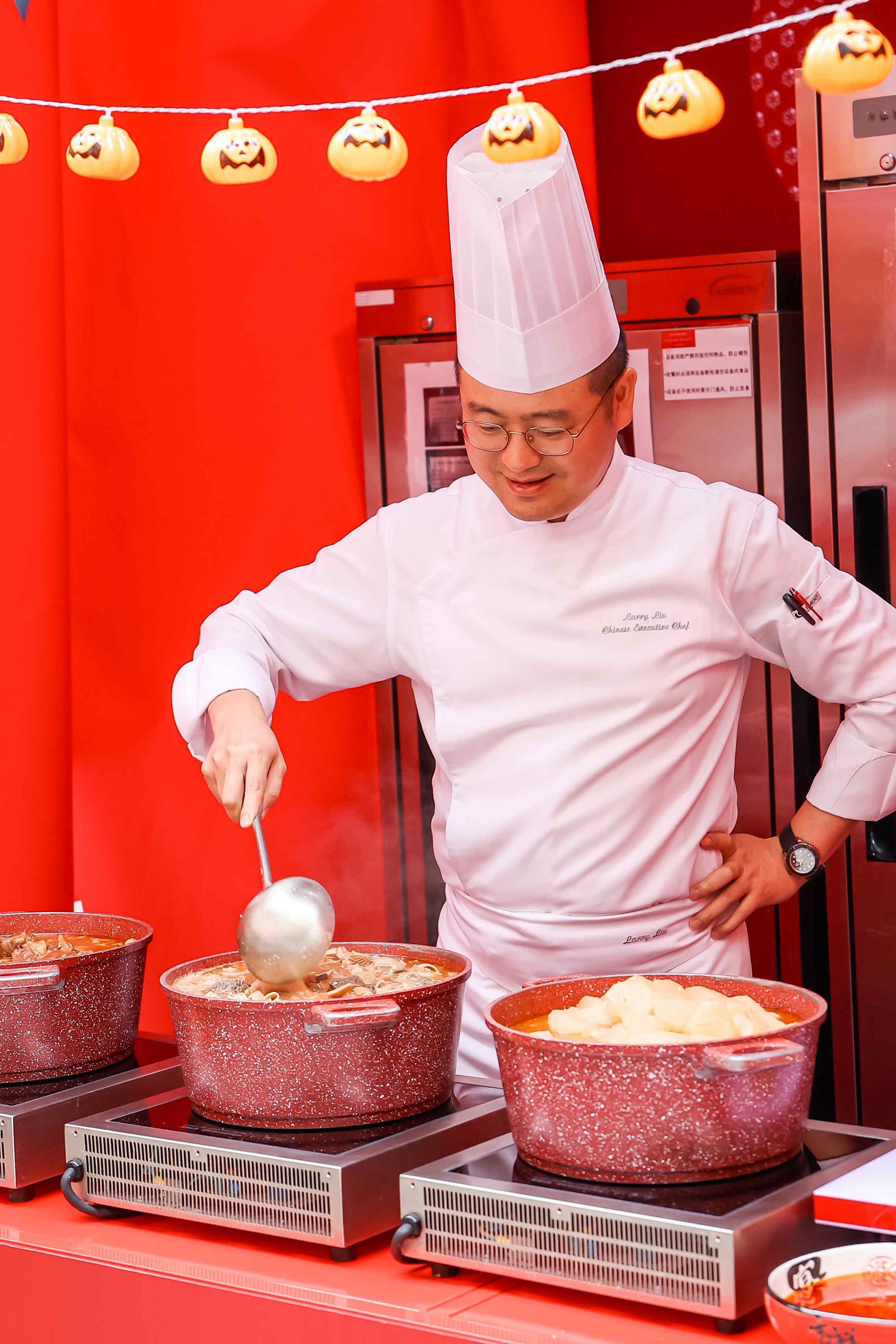 广东首个米其林食遇美食节开幕