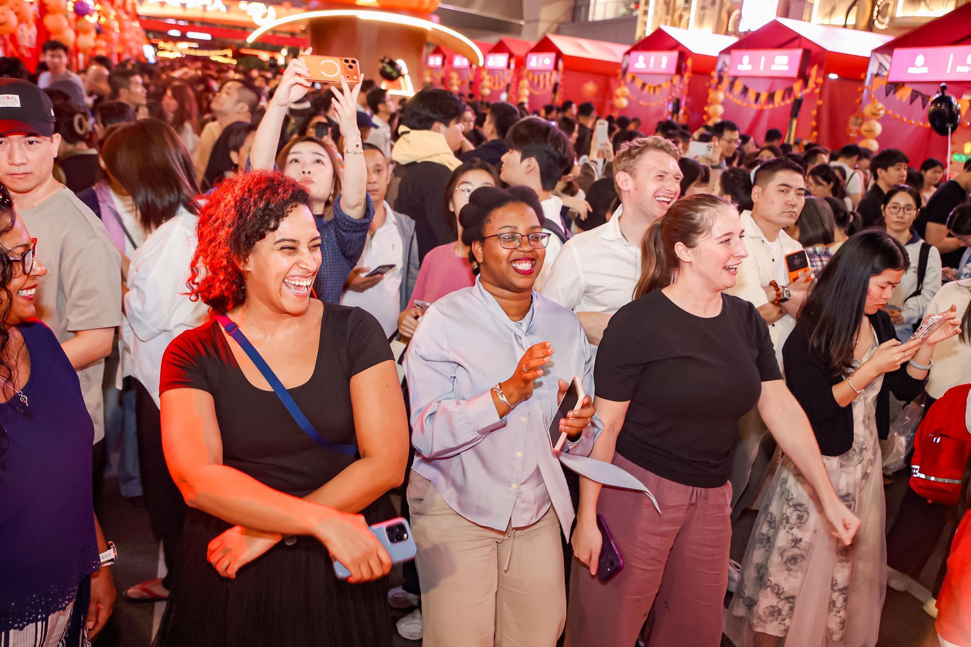 广东首个米其林食遇美食节开幕