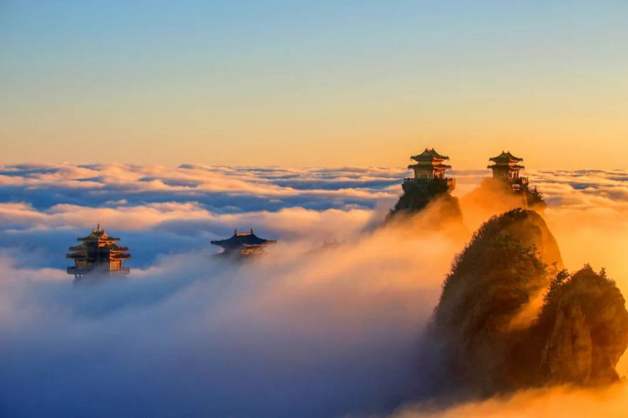 荣耀加勉!“旅居栾川·心归自然”优秀营销案例闪耀北京,荣获文旅好品牌