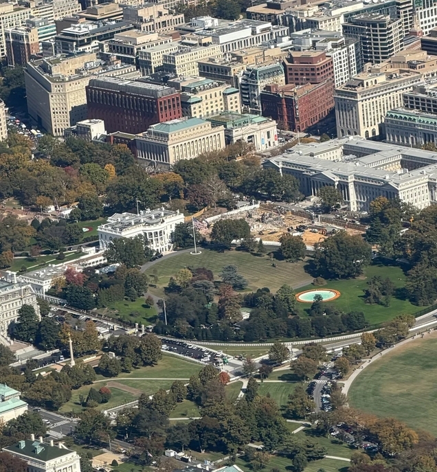 白宫东翼已被彻底拆除,卫星图像曝光