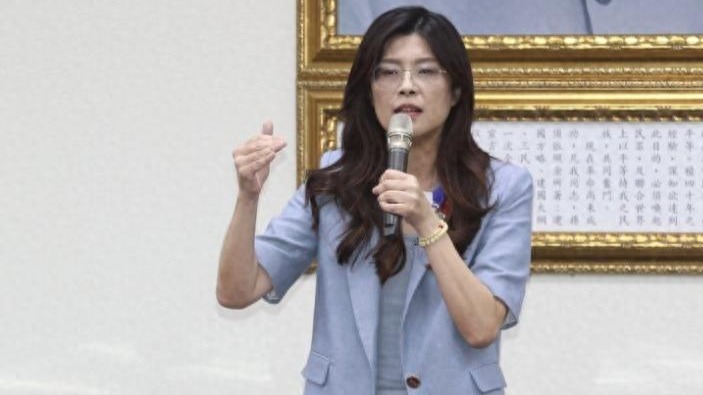 郑丽文喊话“上任后要收拾民进党”：他们是把台湾搞烂的罪魁祸首