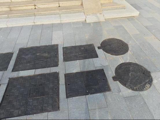 铸铁井盖.png