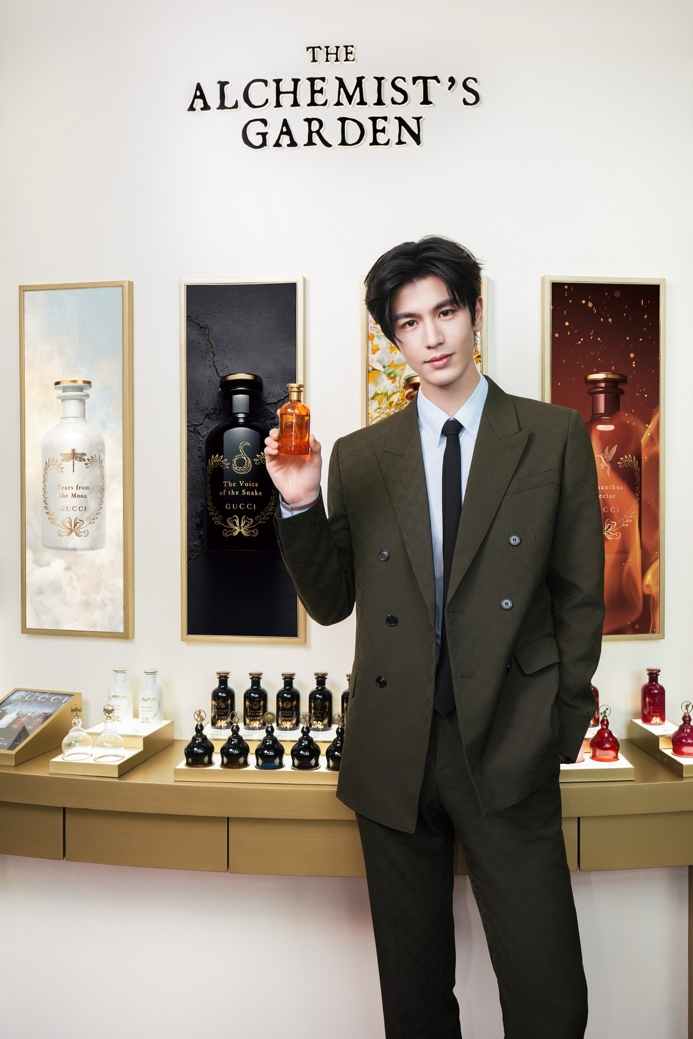 古驰绮梦花园快闪登陆cdf三亚国际免税城