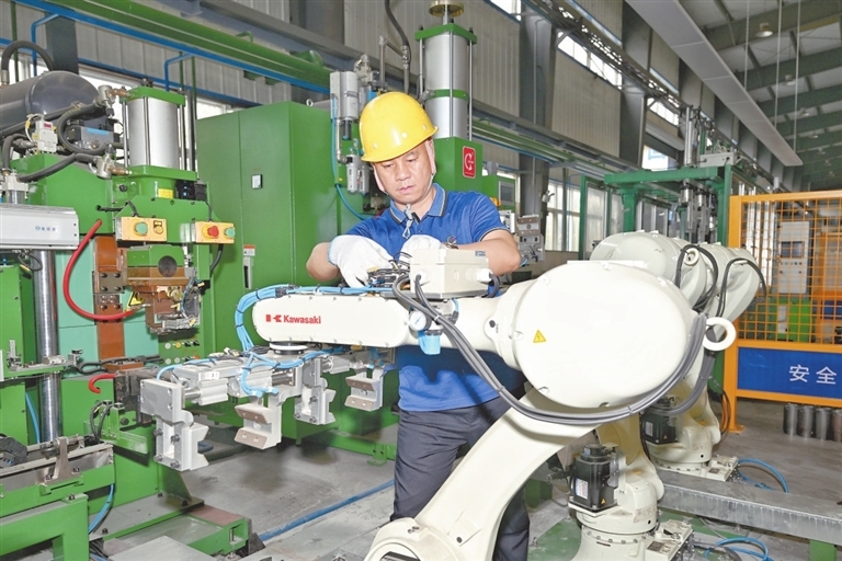 九江经开区：数字赋能制造业高质量发展（图）