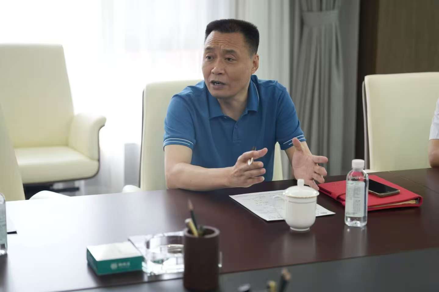 低度化是选择路径，坚守战略才是密码