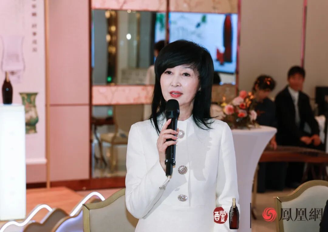 △湖北省烹饪酒店行业协会会长孙桃香女士