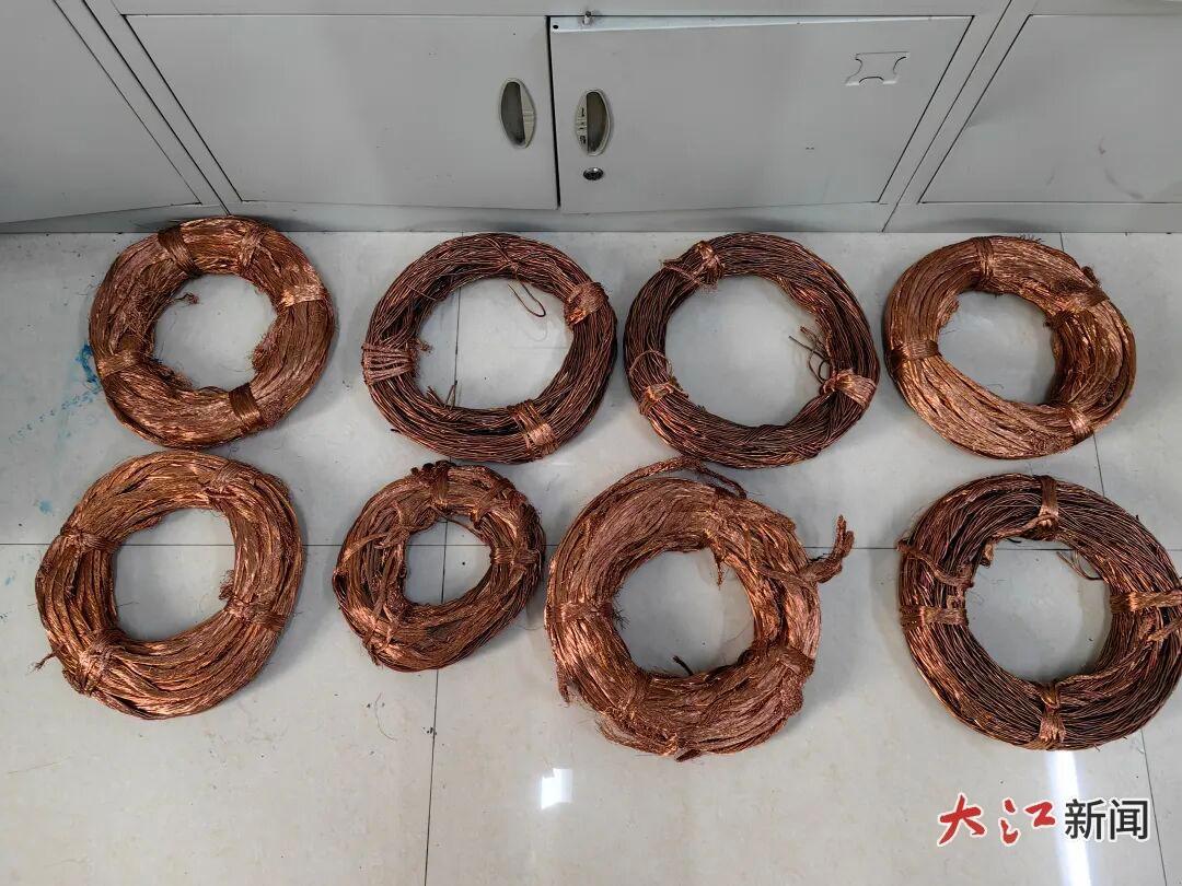 分宜警方破获“调包”诈骗案 “铜线”变泥土(图)