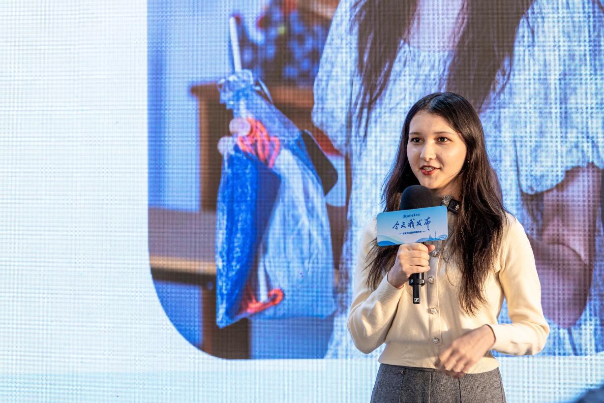 发布人Giulia: “山海奇遇”线路志愿讲解员