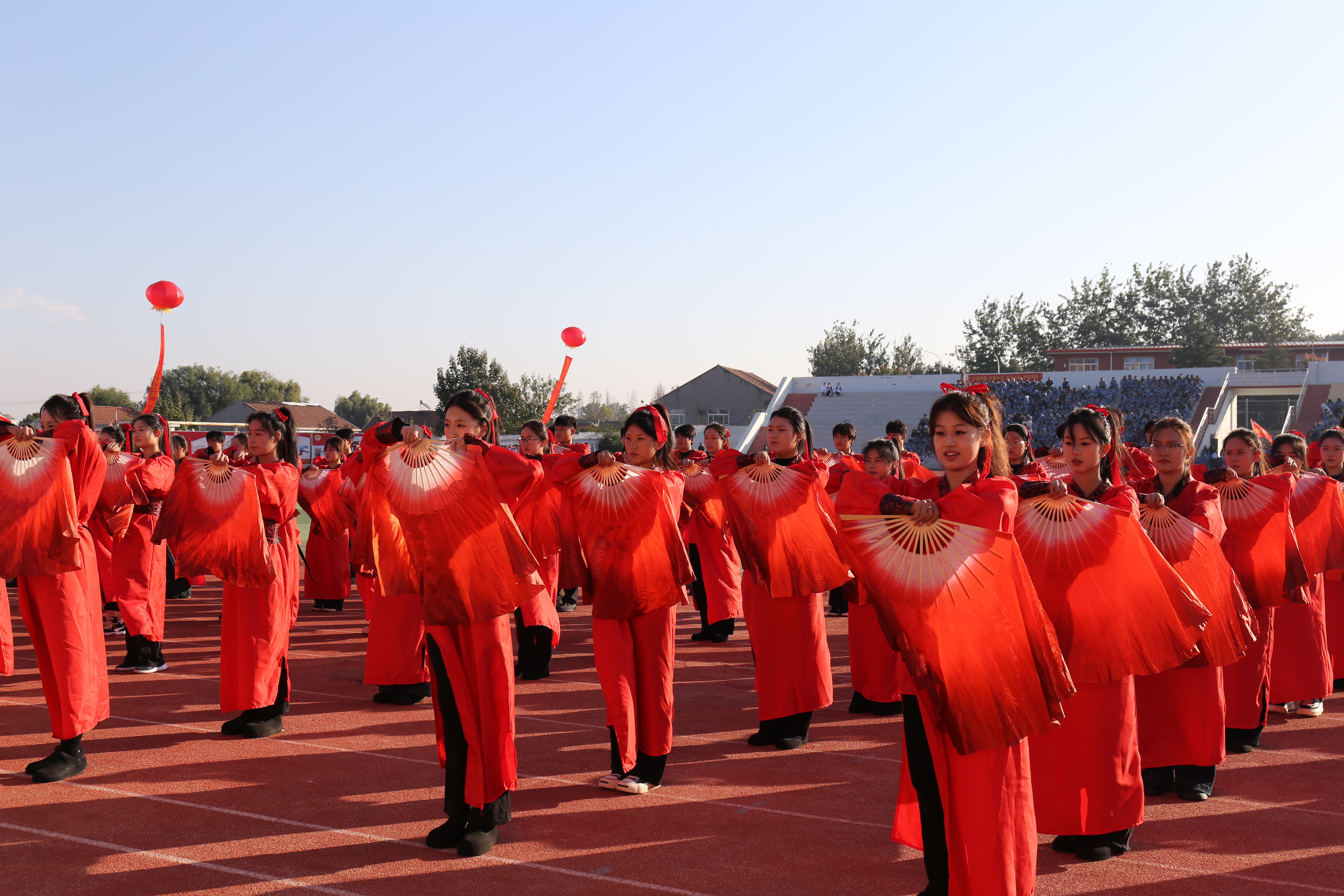 青春逐梦，聚力奔跑|青岛求实职业技术学院第十七届秋季田径运动会盛大开幕