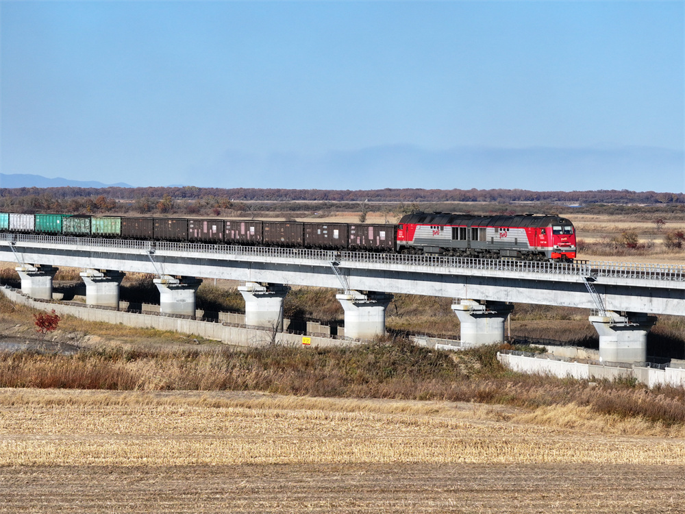 同江铁路口岸年内进口运量超510万吨  运输效能再攀新高