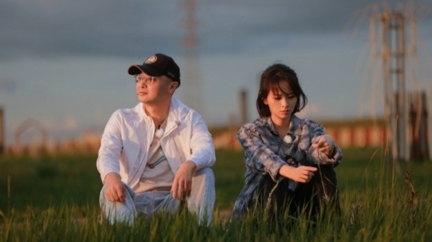 邓莎代发声明：路行退出《再见爱人5》封面图