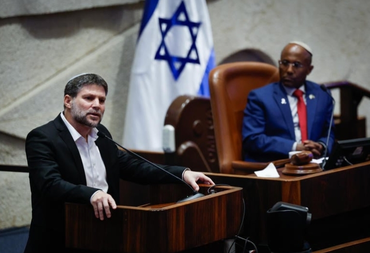 以高官拒绝巴勒斯坦国,强硬喊话沙特:继续骑你的骆驼吧