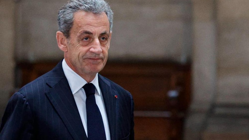 凤凰早报|特朗普取消与普京会面;欧盟禁止进口俄液化天然气