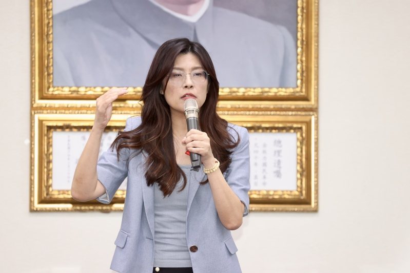 凤凰早报|郑丽文当选中国国民党主席;高市早苗离日本首相近了一大步