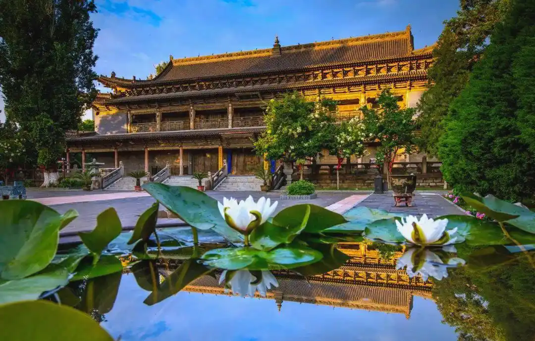 大佛寺正殿外貌