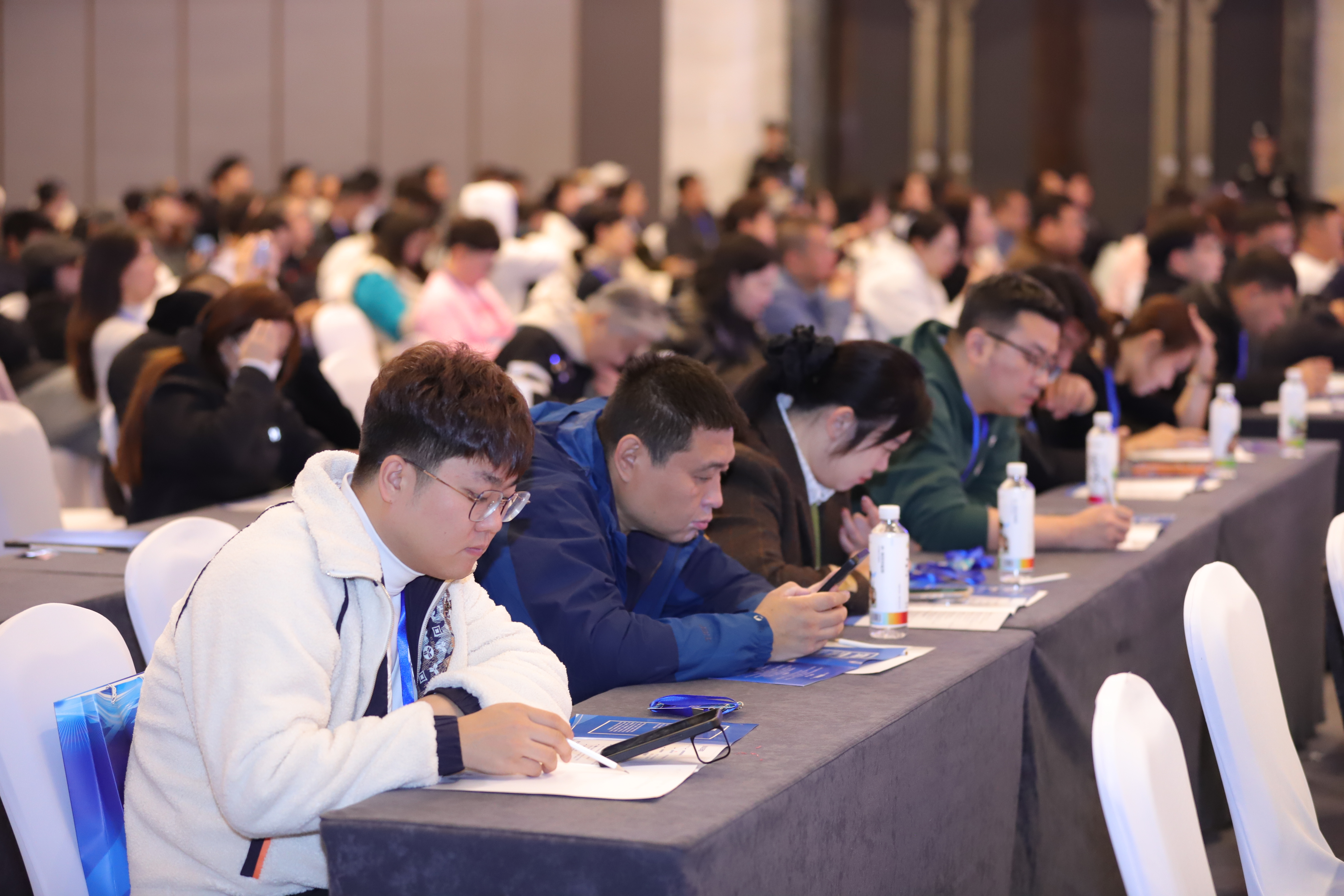 “视听璀璨文旅生花”2025全国直播与短视频资源对接会在哈尔滨盛大启幕