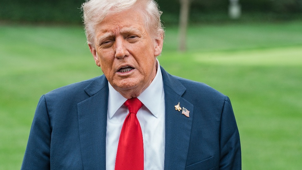 凤凰早报|特朗普取消与普京会面;欧盟禁止进口俄液化天然气