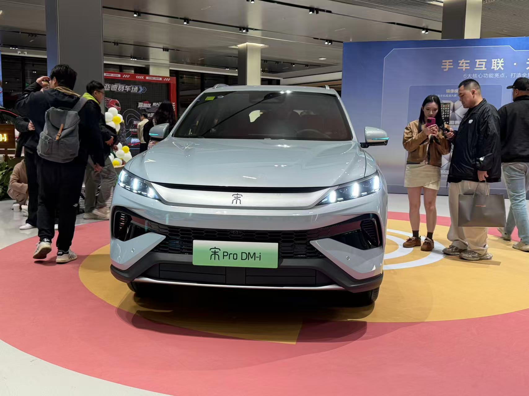 续航再升级!2026款宋L/宋Pro DM-i上市 限时价9.98万起