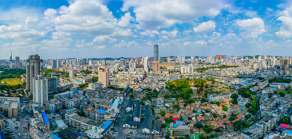 徐州市区建筑群。视觉中国 资料图