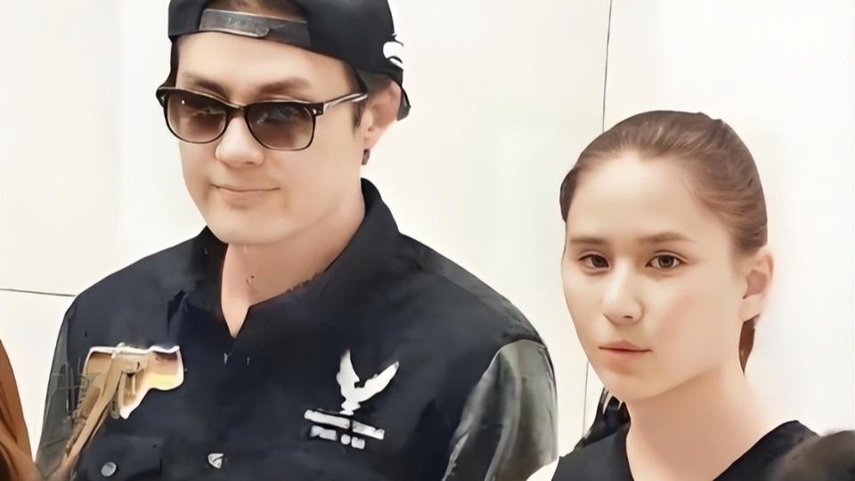 吴克群说赚钱以后买来的都是自卑，注定了他和何超莲是不同路的人封面图