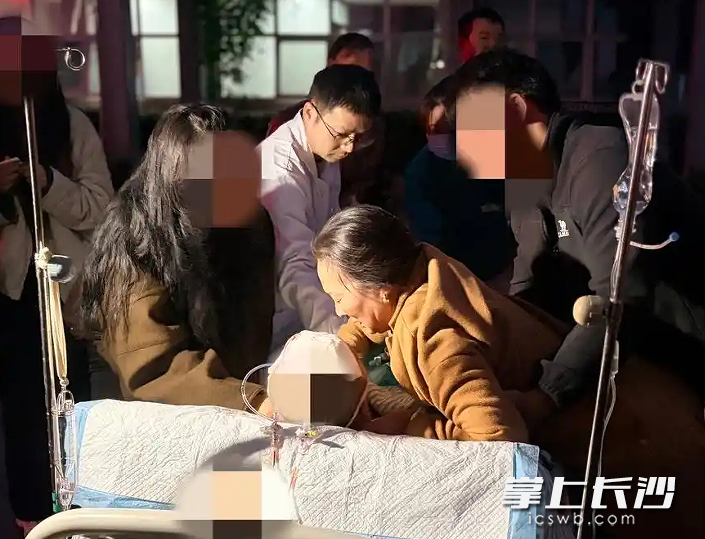颜剑波捐献的两个肾脏、一个肝脏和一对角膜，将让5名患者重获新生或重见光明。