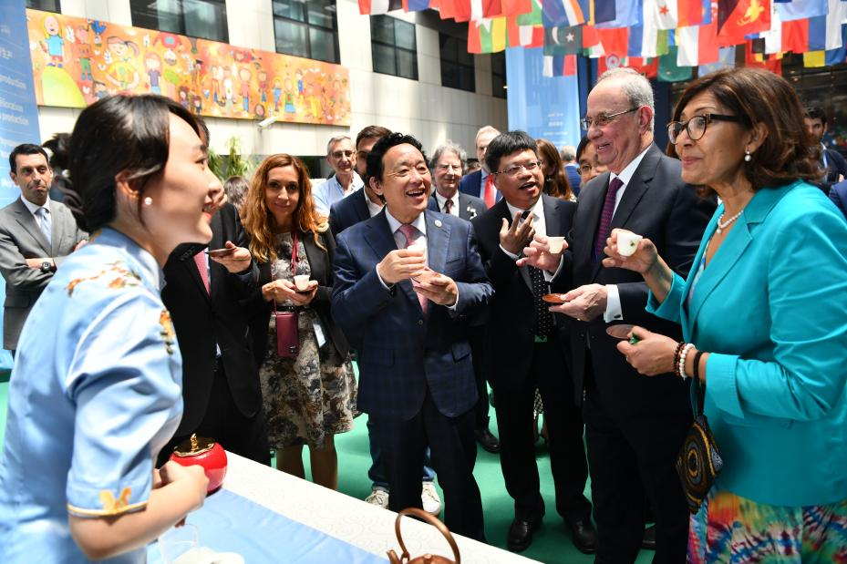 八马茶业多次受邀代表中国茶亮相意大利联合国粮农组织，八马好茶获多国代表嘉宾点赞