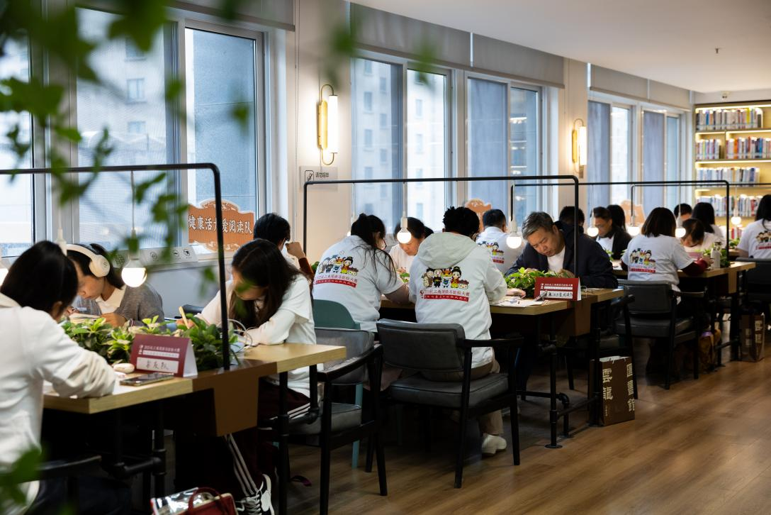 长三角阅读马拉松大赛火热开赛,云龙区图书馆百名读者共赴“思想长跑”