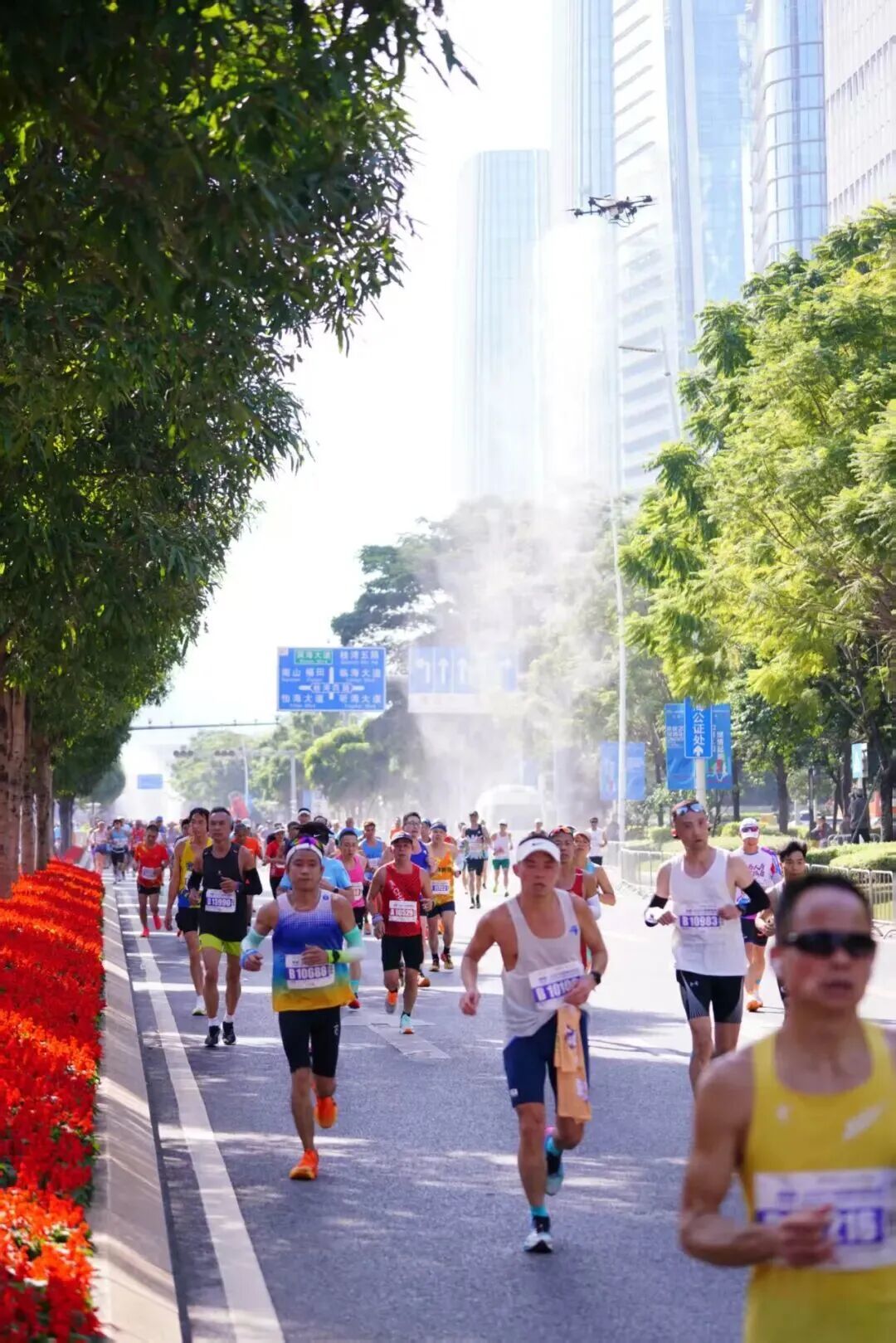 穿越山海,双赛同办!荣耀・2025深圳马拉松报名启动