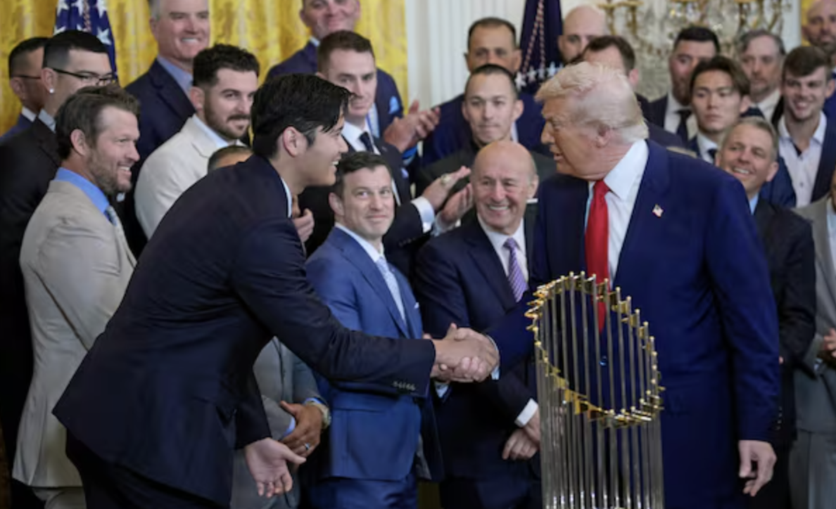 美日领导人首次会晤双双迟到,会议推迟8分钟,竟然是为了看大谷翔平比赛