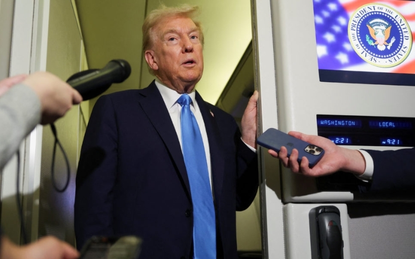 美国两架军机南海坠毁,特朗普谈原因