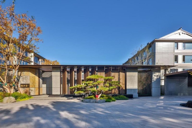 以实景兑现“隐奢”承诺,香山樾给出传世大宅的标准