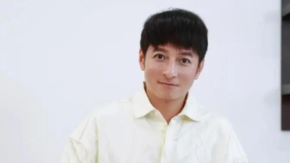 从主持人到“精神病”，48岁无儿无女的李维嘉，这次终于要翻身了封面图