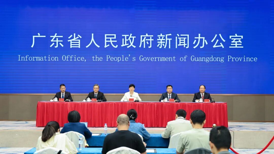 图：第七届世界客商大会新闻发布会现场