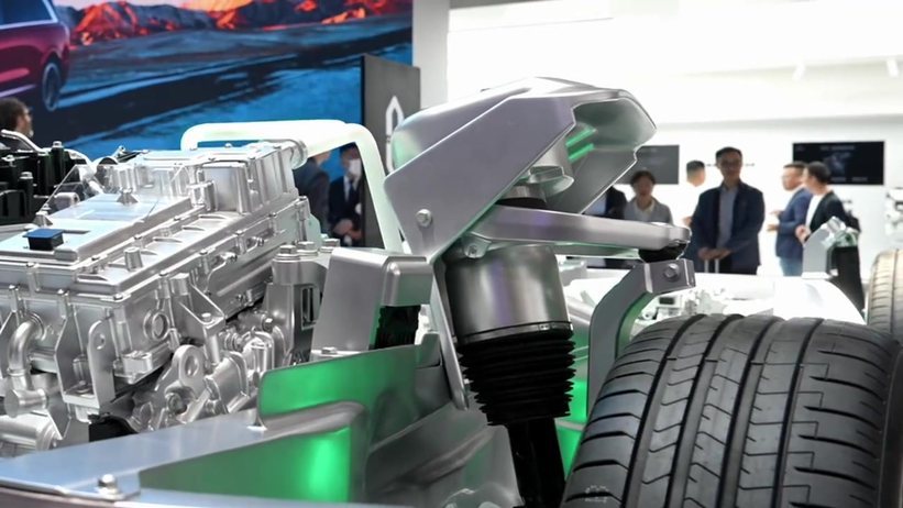 从能耗到重量：解析大尺寸汽车为何更适合增程而非纯电