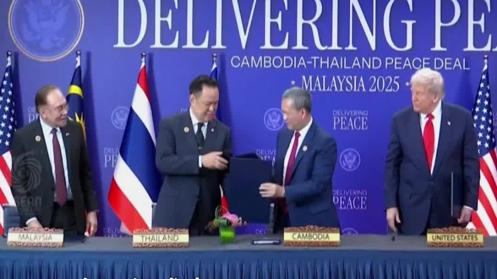 特朗普以贸易协议为筹码，推动泰柬停火？