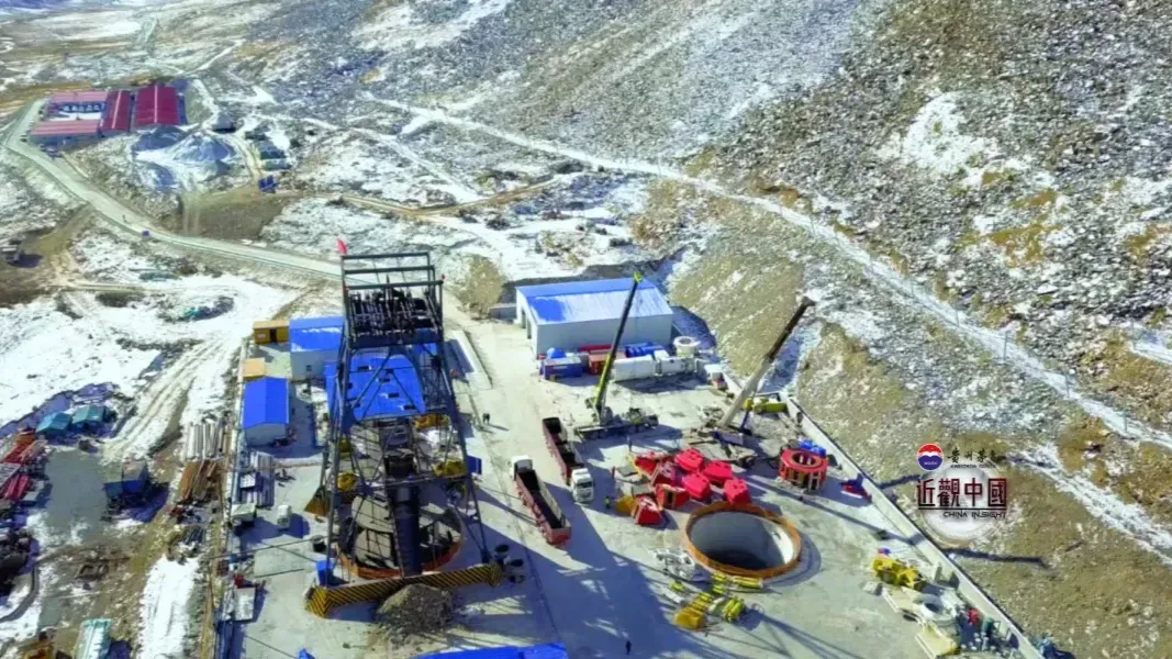 如何给天山胜利隧道装上“呼吸系统”，保障作业人员的身体健康？