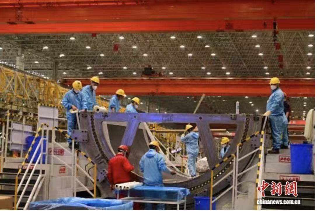 三一重能韶山叶片工厂生产繁忙。方阳 摄