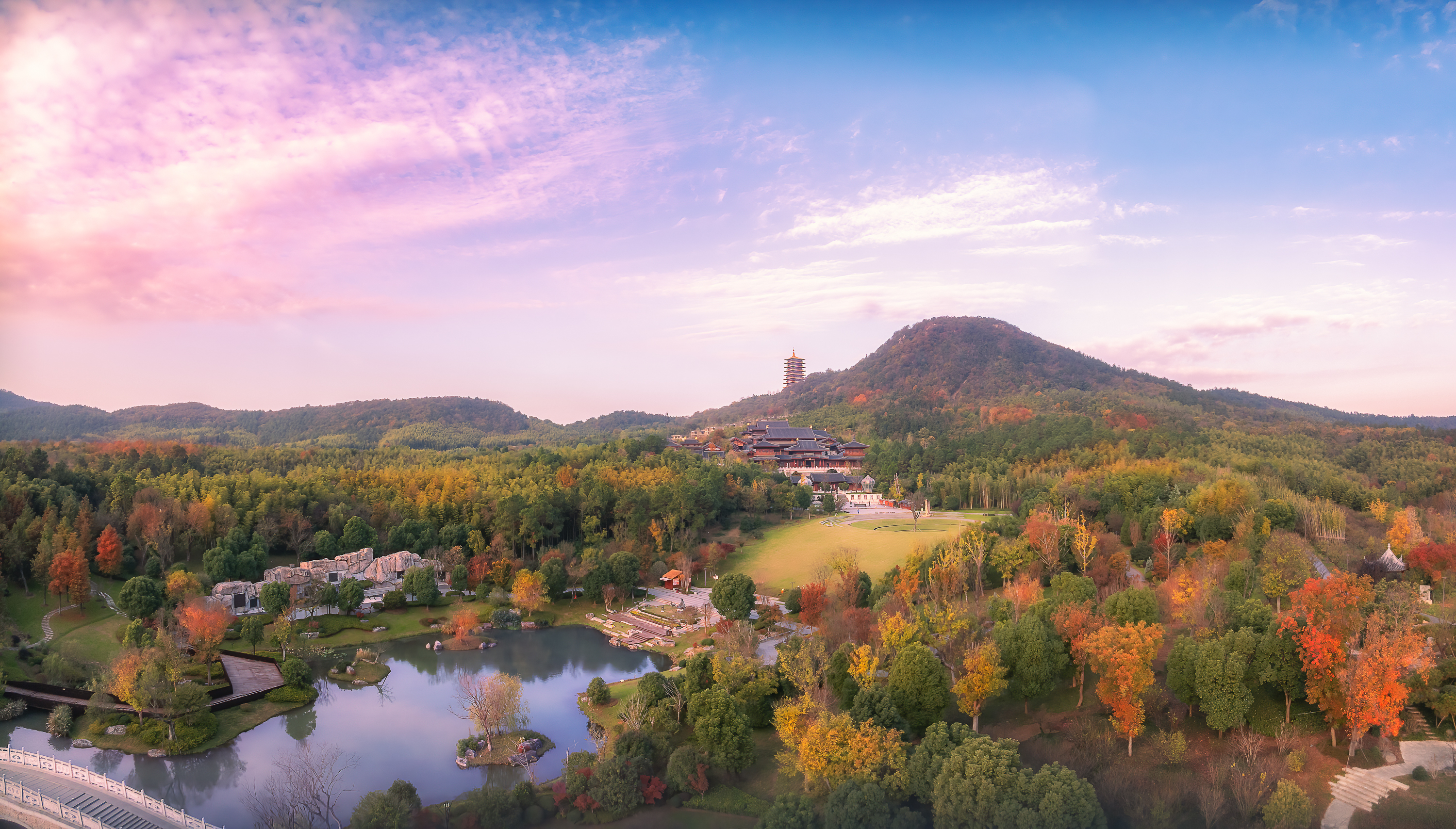“牛首万象”秋韵浓，文旅融合绘就千年文脉新景致