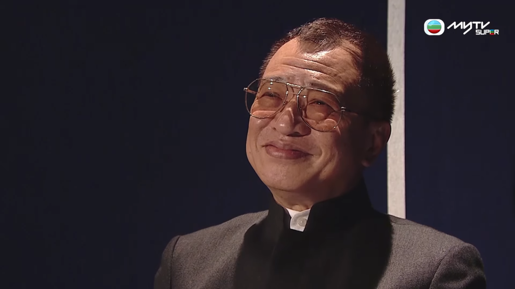 最出圈的角色,当属《使徒行者》的欢喜哥。