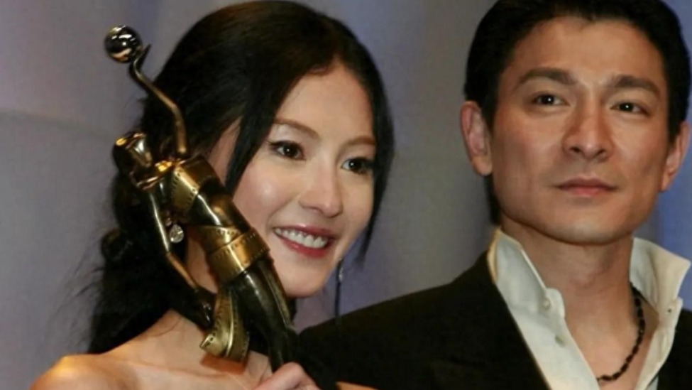 一档综艺印证了张柏芝真实人品，这次为她撑腰的，不止谢霆锋妈妈封面图