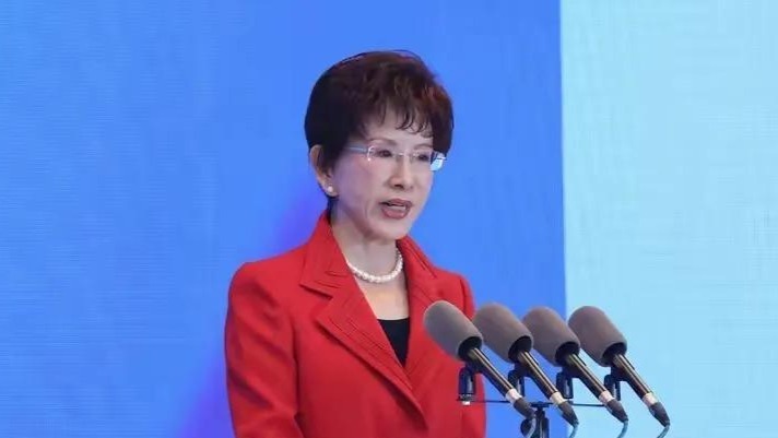 洪秀柱祝福郑丽文就任国民党主席：以她聪明才智会游刃有余