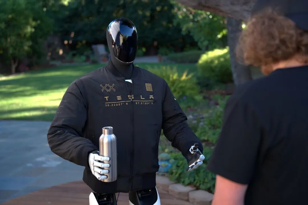 来源:Tesla Optimus社交账号截图