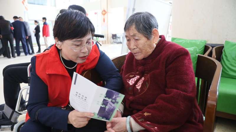 泰康人寿菏泽中支举办溢彩公益活动