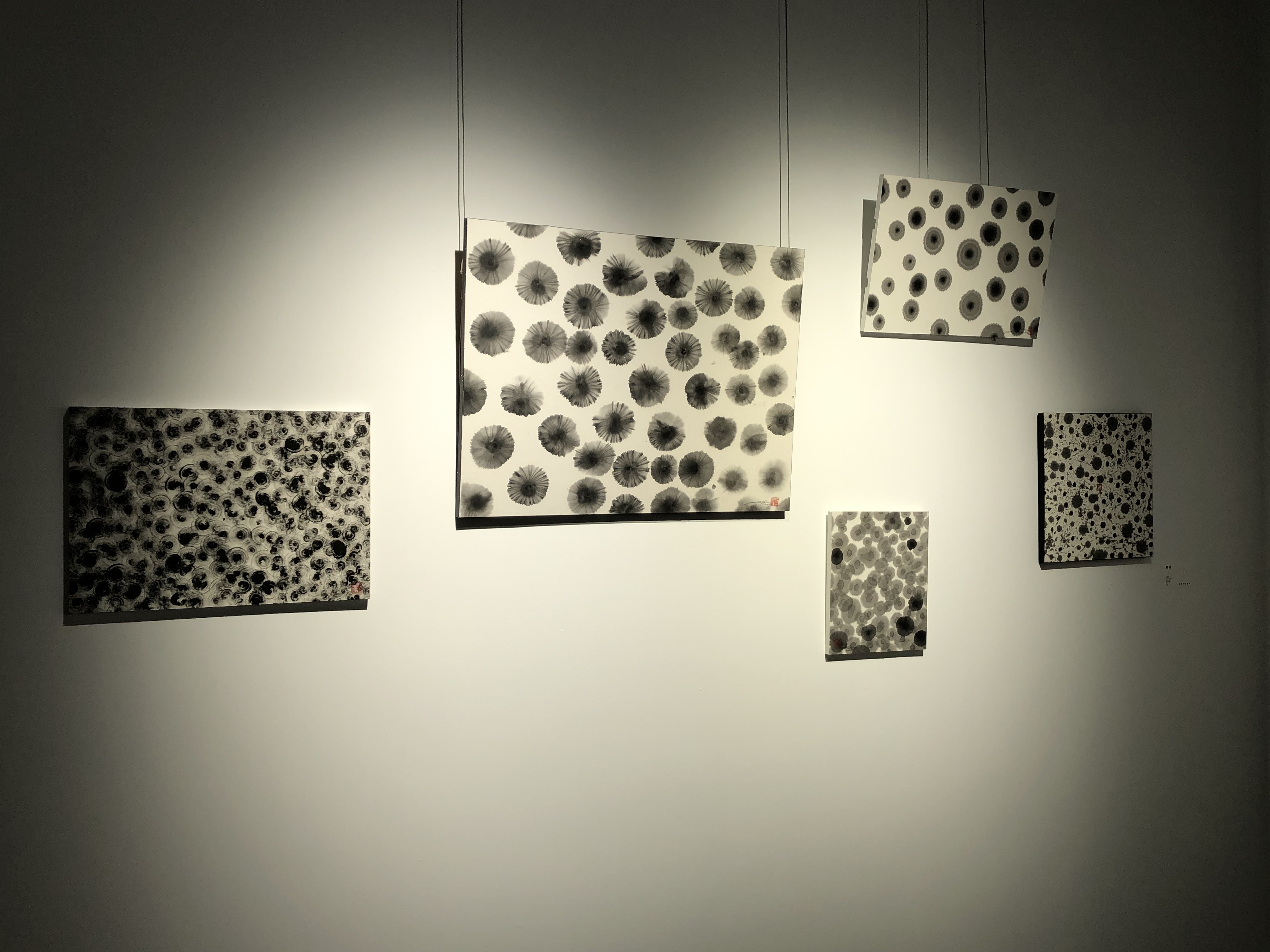 墨与色 ——庄景辉抽象表现主义作品国际巡回展中国青岛站