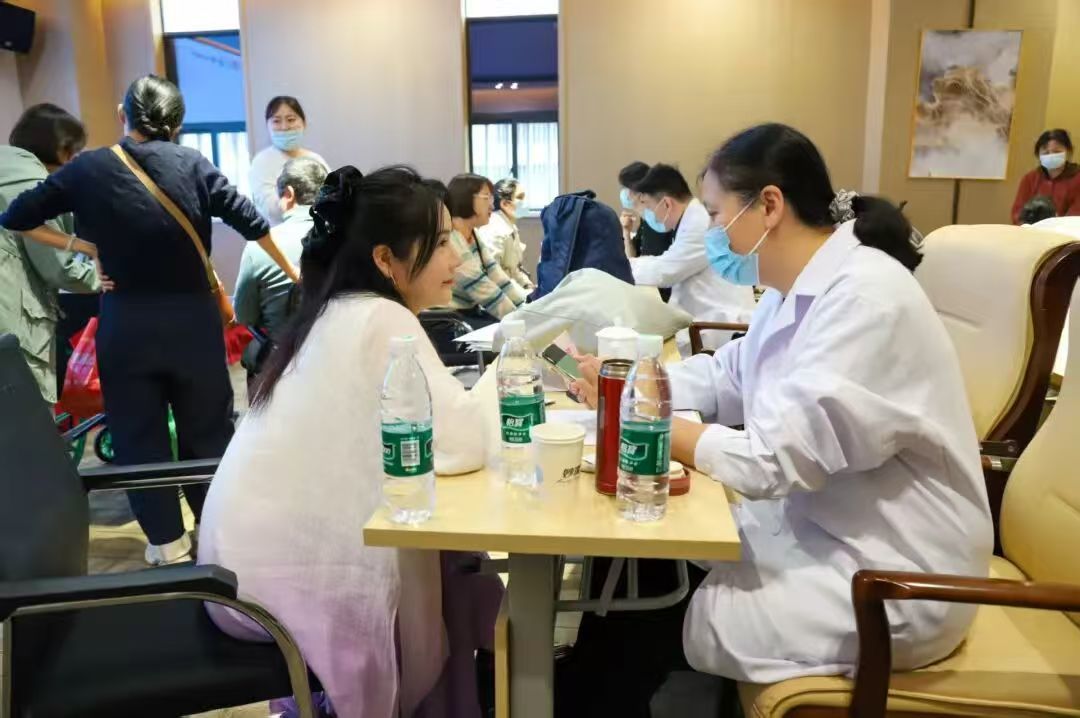 山海同心破“髓”局 2025希有引力大会构建神经免疫疾病诊疗康复新生态