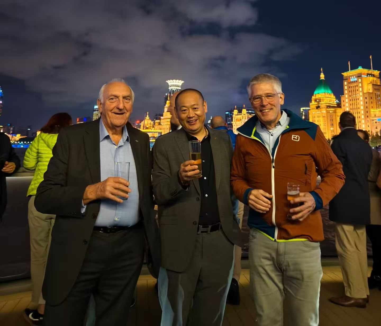 理臣之约 浦江夜话：聚全球智脑，绘国际化新篇