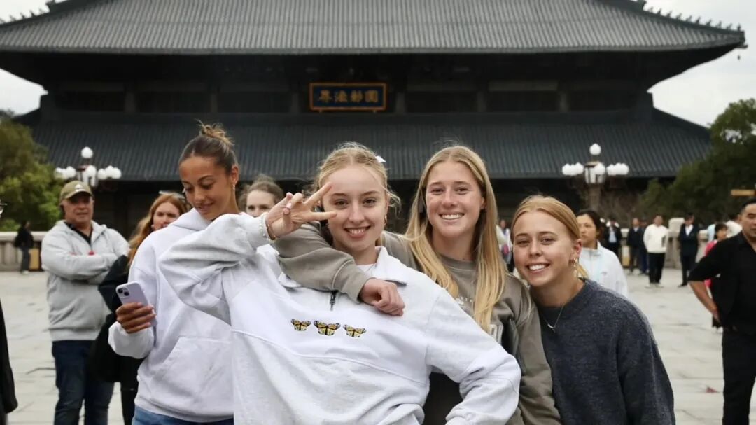 从绿茵对决到文化交流，一场赛事让世界看见奉化！