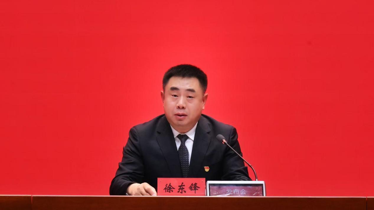 黑龙江省住建厅党组成员、副厅长 徐东锋